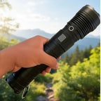 Linterna Táctica LED Recargable Grande Con Zoom USB Y Correa De Hombro